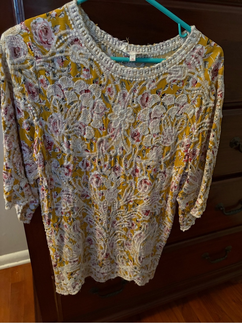 Solitaire Floral Embroidery Stitch Top